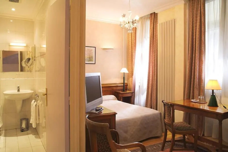 Hotel Du Palais Bourbon París